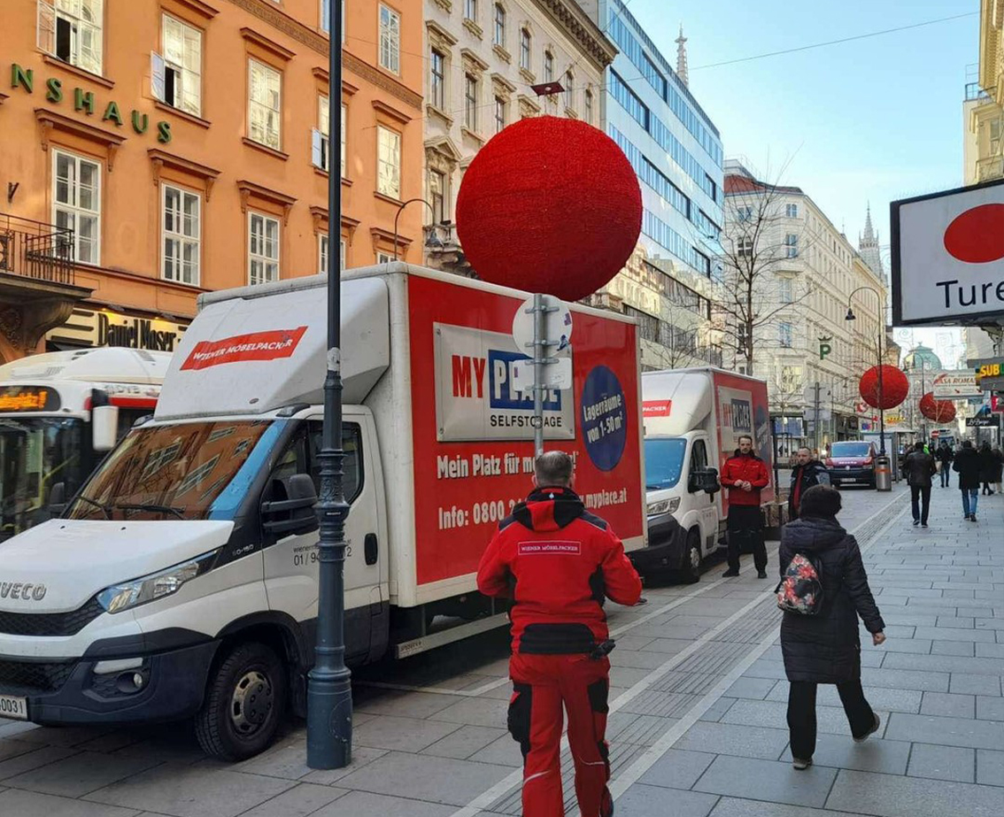 Fast zweitausend echte Fünf-Sterne-Bewertungen