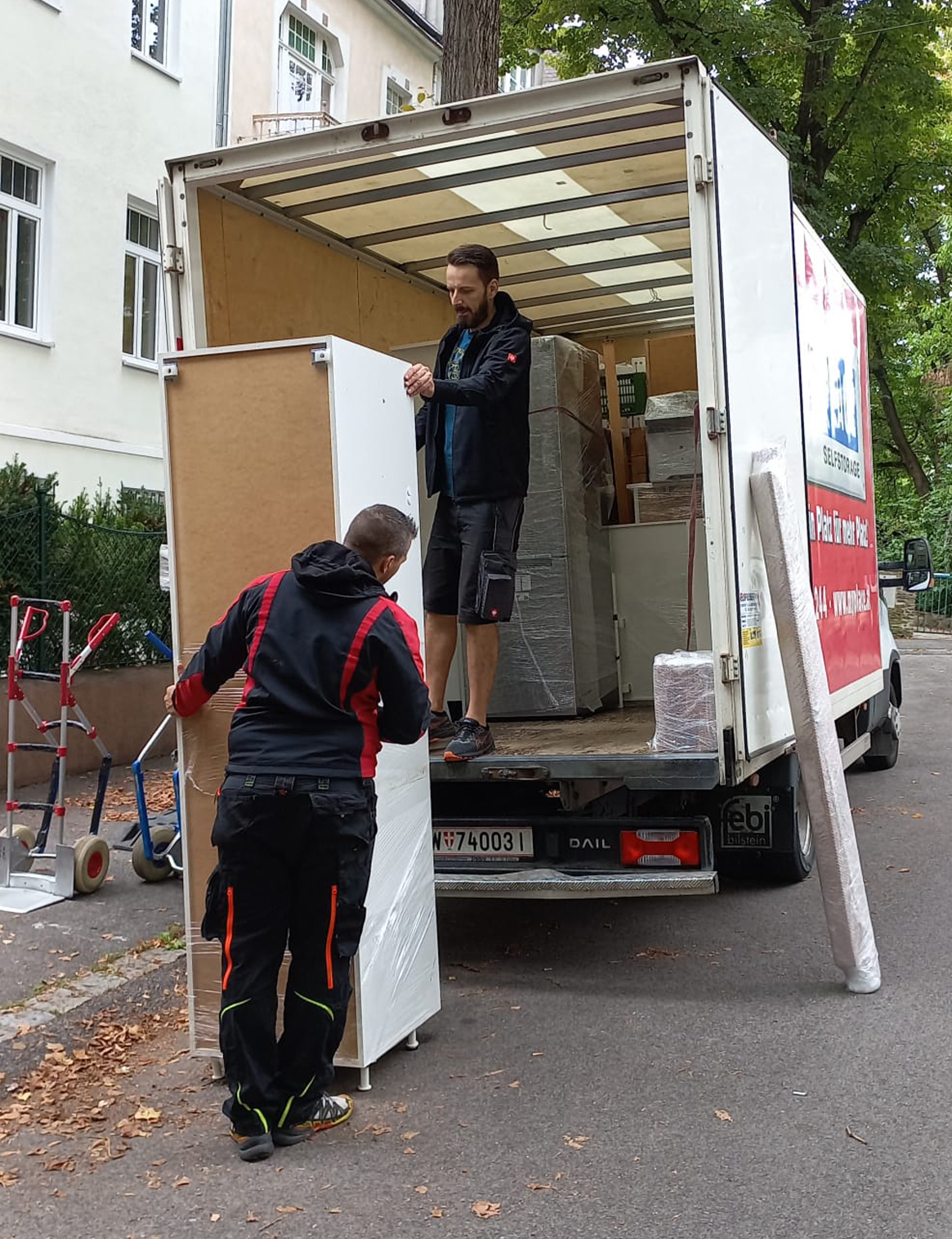 Schwertransport zwischen Hauptstädten